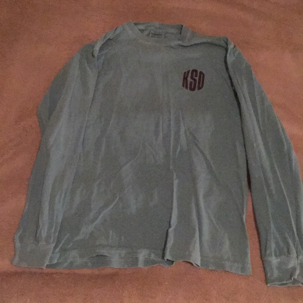 Kinnucans long sleeve tee